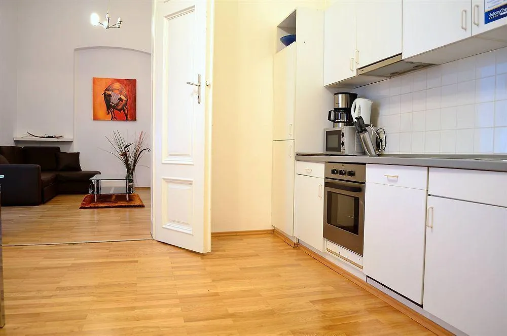 City Center Apartment Vienna - Baeckerstrasse Hotel